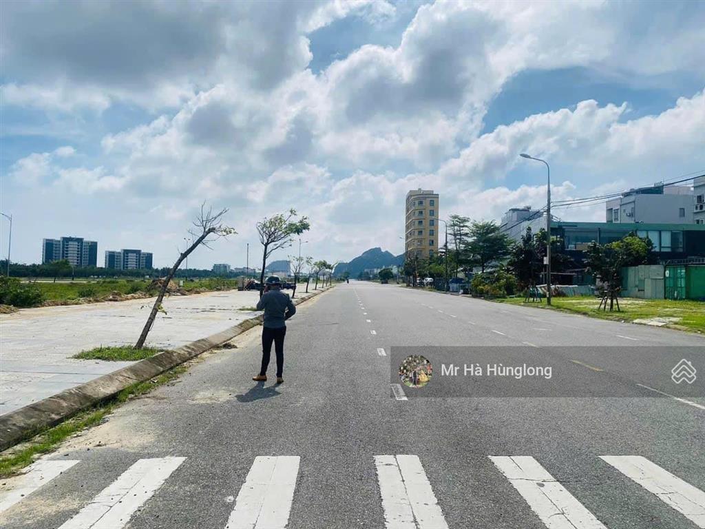 Chính chủ bán nguyễn khắc viện, hướng đông, vị trí đẹp, dt 125m2