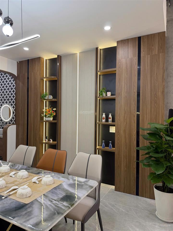 Bán nhà lê thiệt, sát biển, mới 100% 3 tầng, cho thuê được 30 triệu/tháng