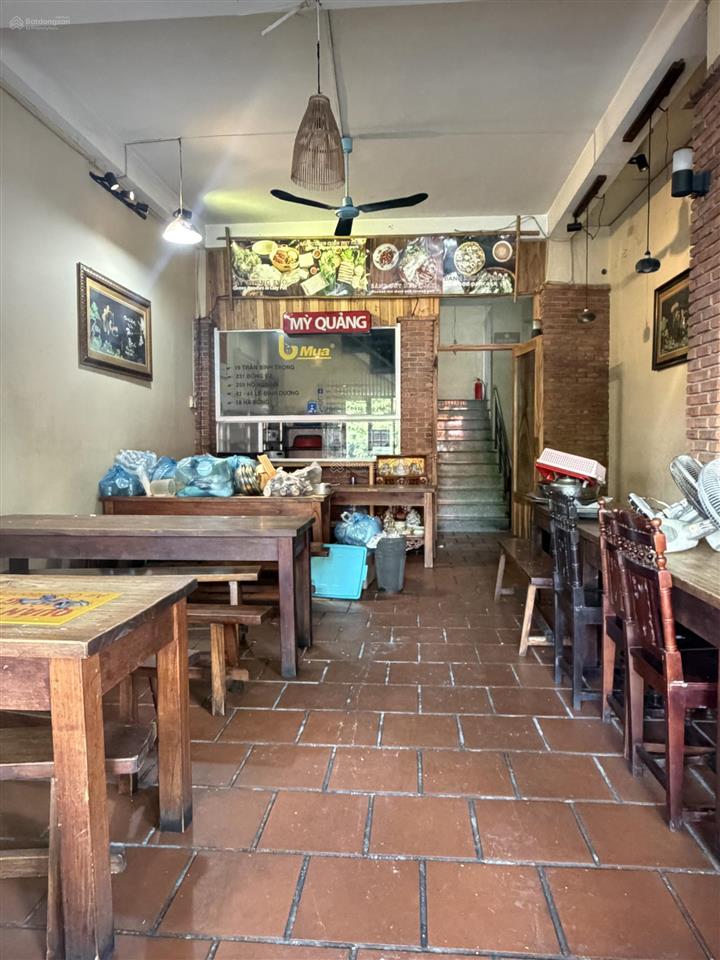 Cho thuê nhà 231 đống đa, kinh doanh sầm uất