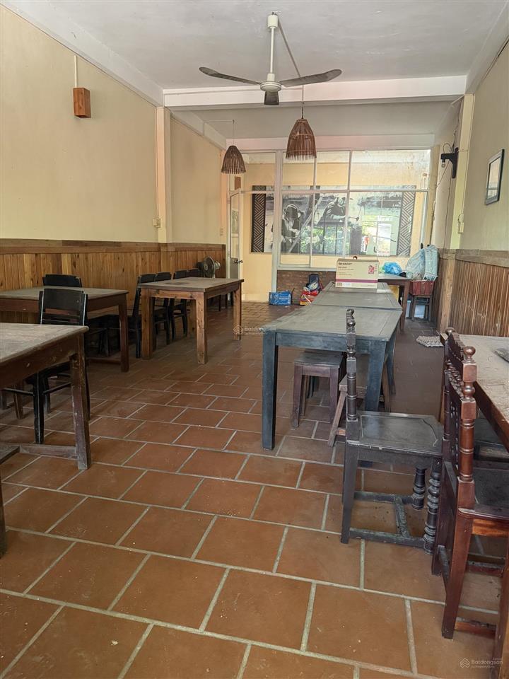 Cho thuê nhà 231 đống đa, kinh doanh sầm uất