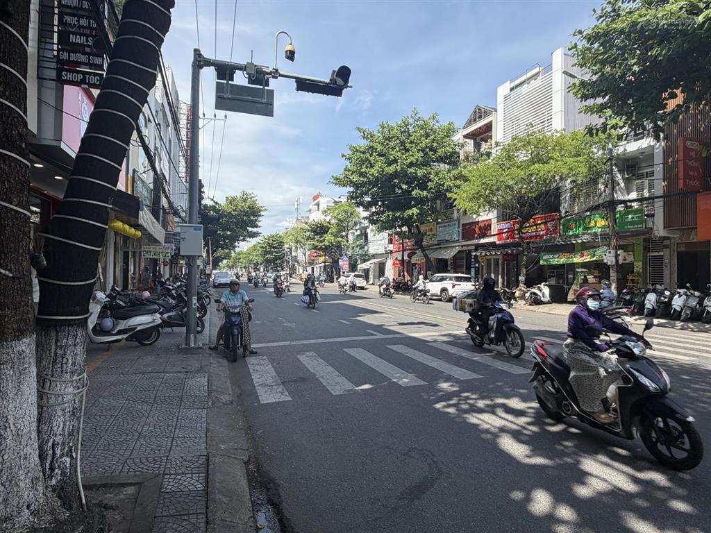 Cho thuê nhà 231 đống đa, kinh doanh sầm uất