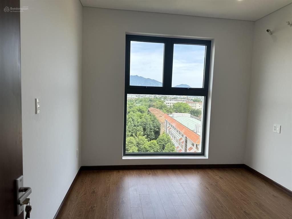 Cho thuê căn hộ 2pn mia căn góc thoáng 67,6m2 giá 9 tr/tháng