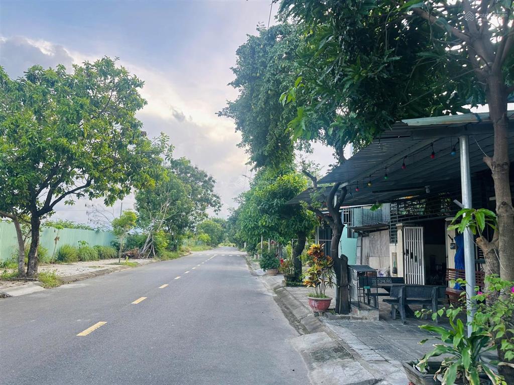 Cắt lỗ lô đất đẹp tâm huyết 100m2 đường 7m5 trương công huấn giá rẻ sốc