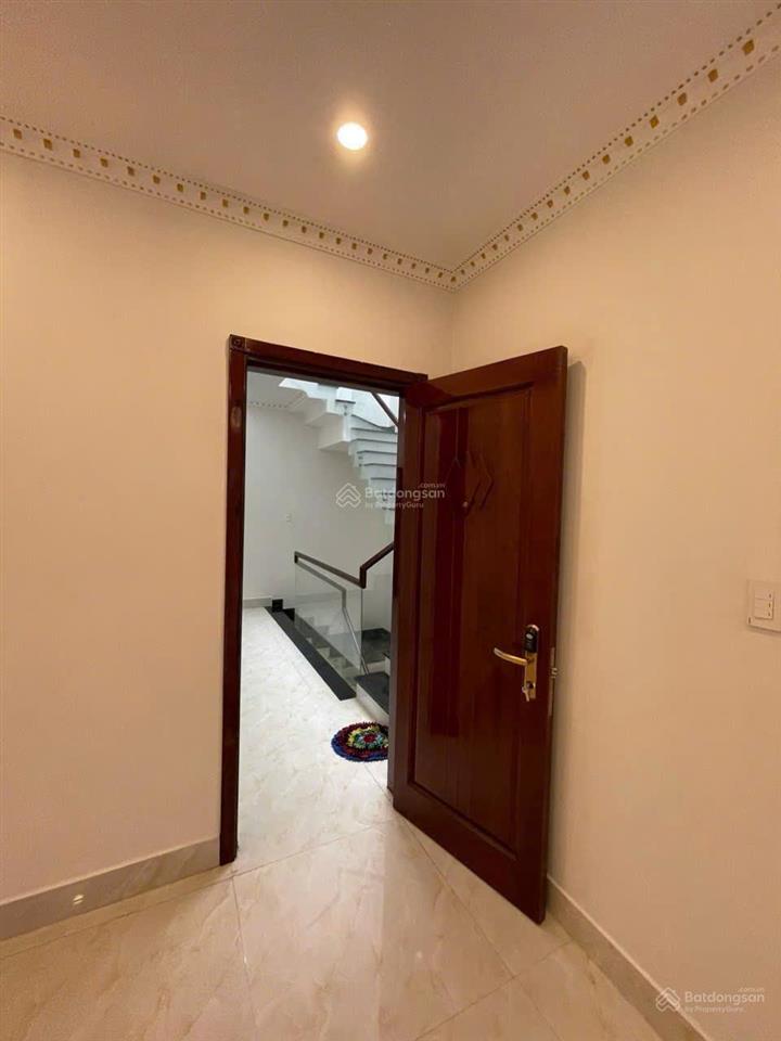 Bán trong tháng shophouse 3 tầng + tum đã hoàn thiện sát góc ngã tư trung lập 17