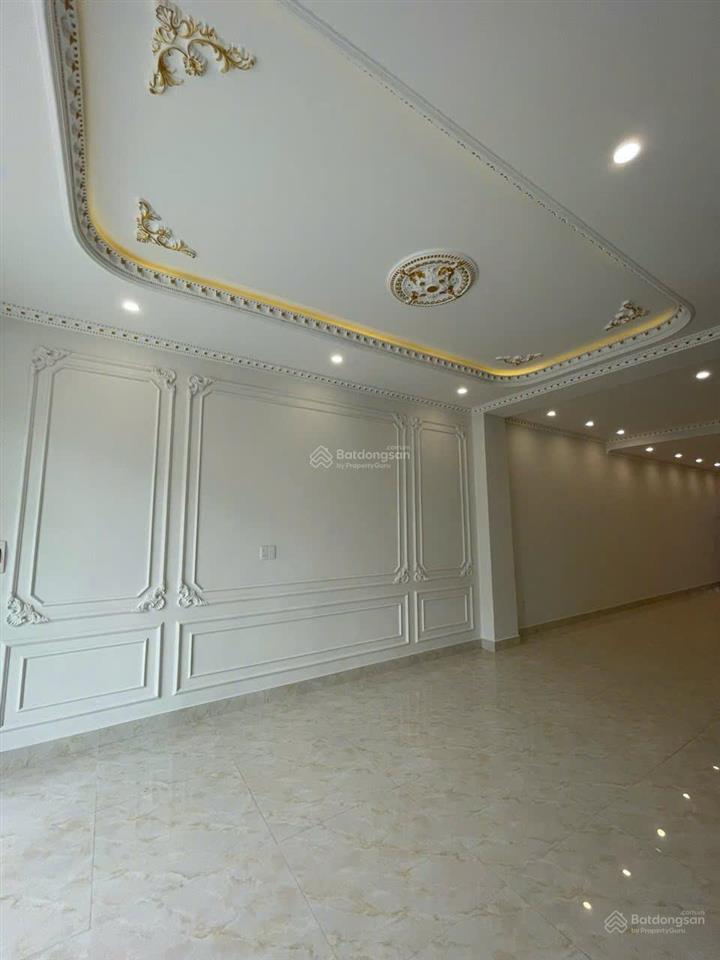 Bán trong tháng shophouse 3 tầng + tum đã hoàn thiện sát góc ngã tư trung lập 17
