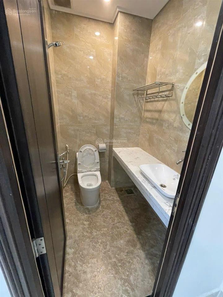 Bán trong tháng shophouse 3 tầng + tum đã hoàn thiện sát góc ngã tư trung lập 17