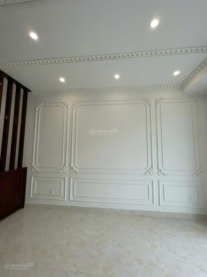 Bán trong tháng shophouse 3 tầng + tum đã hoàn thiện sát góc ngã tư trung lập 17