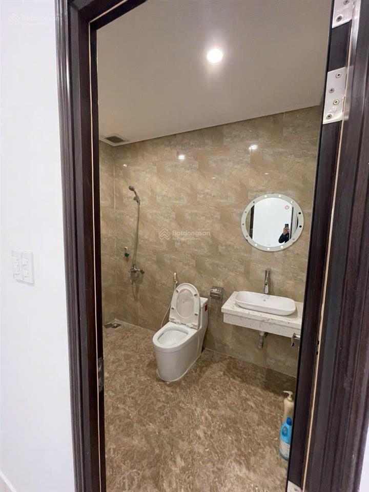 Bán trong tháng shophouse 3 tầng + tum đã hoàn thiện sát góc ngã tư trung lập 17
