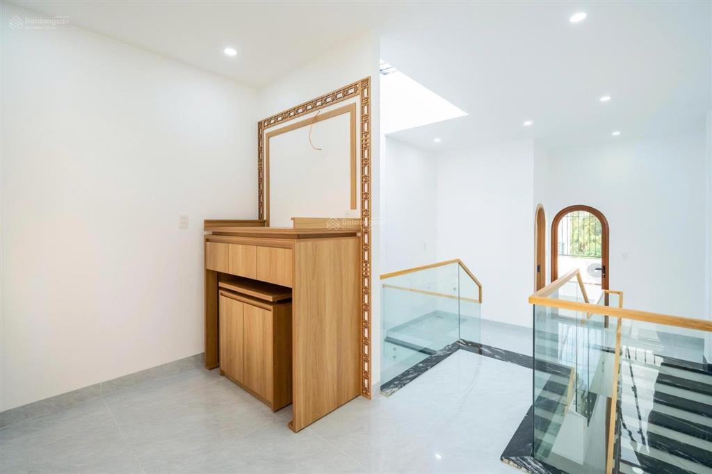 Bán nhà 3 tầng mới đẹp mt nguyễn đình chiểu, sát khu nam việt á, giá chỉ 7.x tỷ!