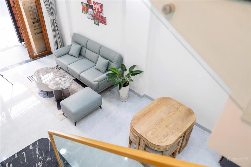 Bán nhà 3 tầng mới đẹp mt nguyễn đình chiểu, sát khu nam việt á, giá chỉ 7.x tỷ!