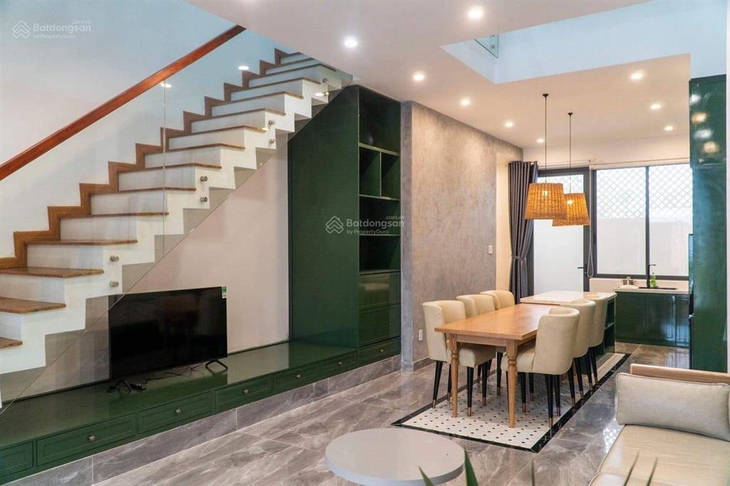 Cho thuê nhà nguyên căn 3 tầng đẹp ngay khu nam việt á  5pn khép kín  full nội thất