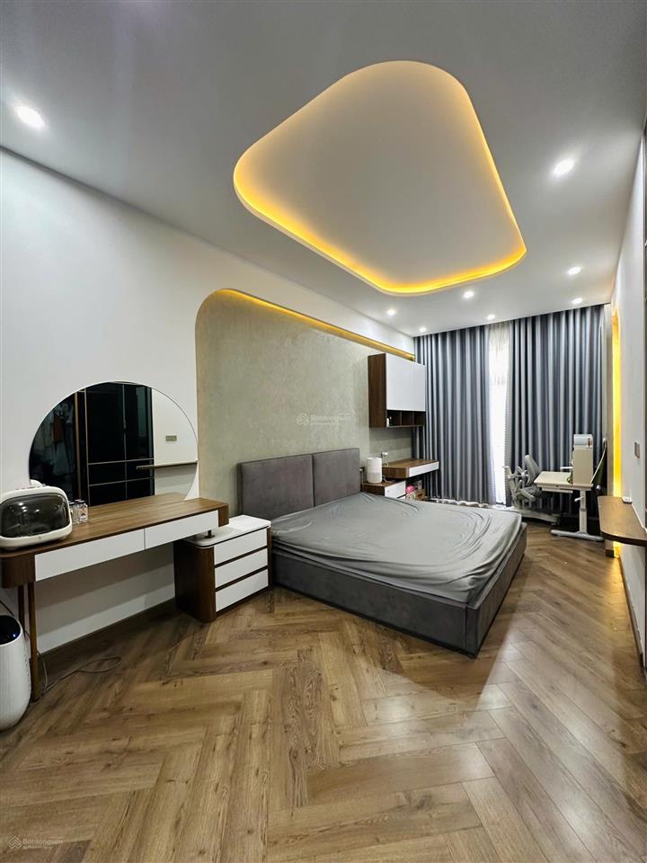 Bán nhà mới đẹp 3 tầng mt đường đoàn khuê khu nam việt á, đoạn đẹp chưa qua bùi tá hán!