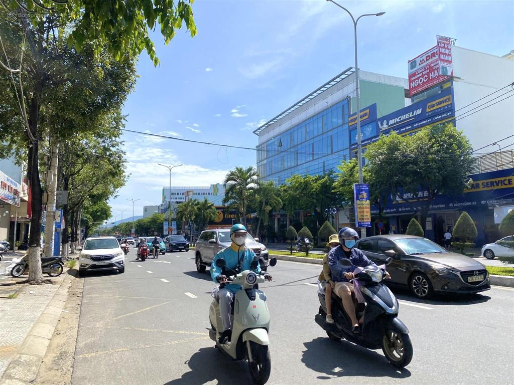 Cho thuê nhà nguyễn hữu thọ, trung tâm đà nẵng. 125m24 tầng. giá chỉ 25tr/tháng. ổn định lâu dài