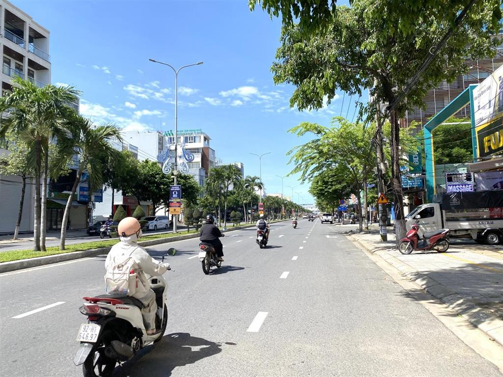 Cho thuê nhà mặt tiền nguyễn hữu thọ, 125m2, 4 tầng. giá chỉ 25tr/tháng