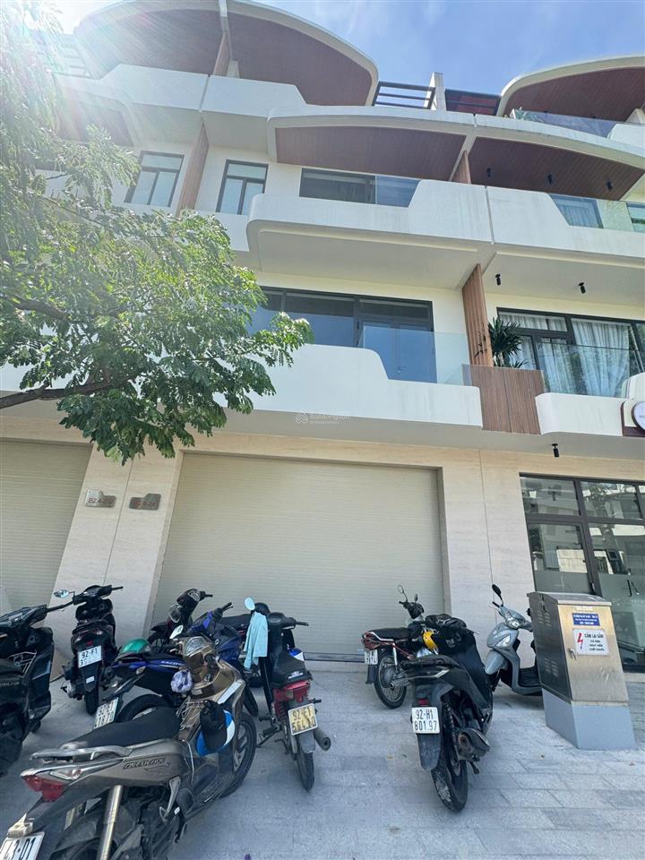 Chính chủ bán căn liền kề elysia complex city 109 m2/ ngang 6m/ 4 tầng thô. chỉ 15.2 tỷ tl