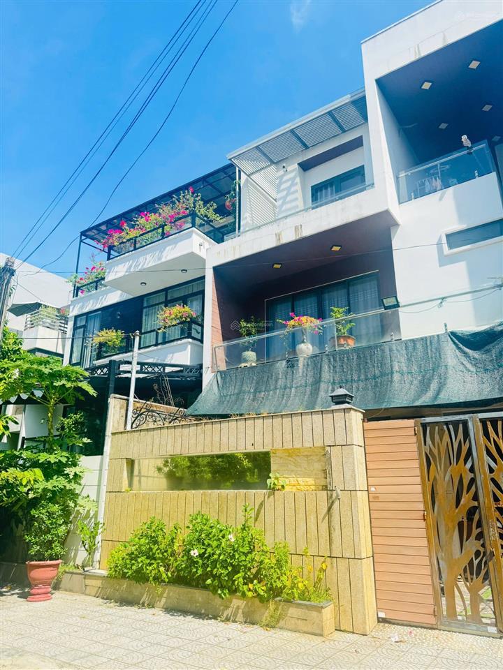 Đất đường bùi viện, sát biệt thự thăng long hải châu, 140 m2 ngang khủng 8m. đất hiếm