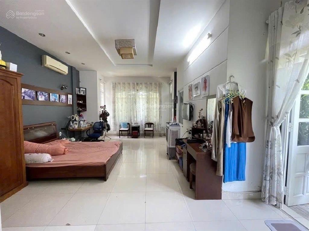 Chủ gốc  gấp bán góc 2 mặt tiền nguyễn xuân ôn  lõi đà nẵng  100m2 nhà 3 tầng, hợp ở/kinh doanh.
