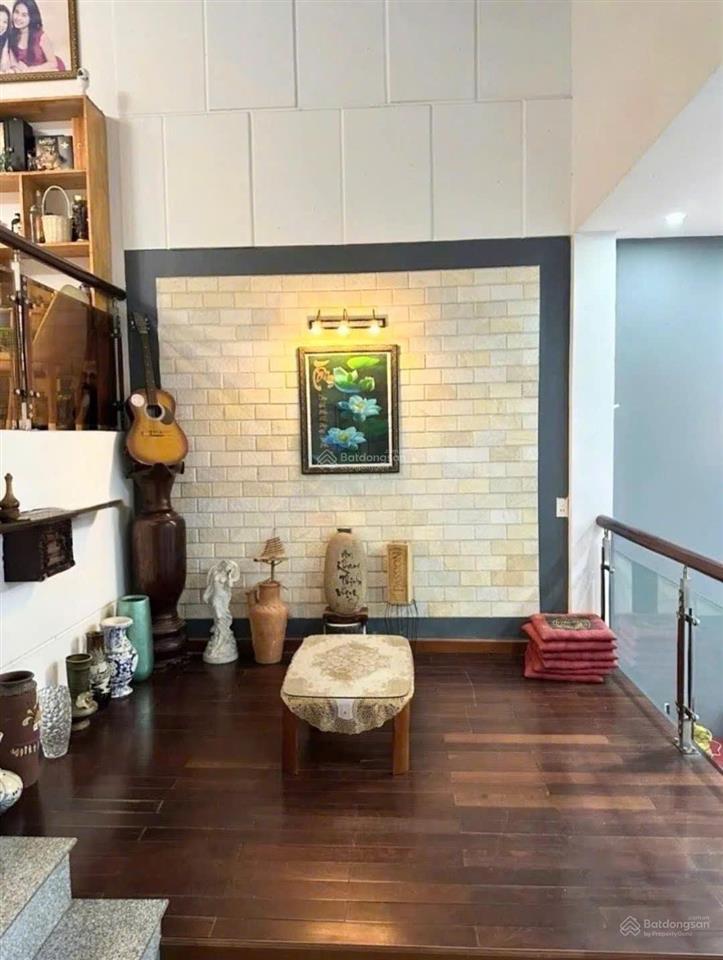 Chủ gốc  gấp bán góc 2 mặt tiền nguyễn xuân ôn  lõi đà nẵng  100m2 nhà 3 tầng, hợp ở/kinh doanh.