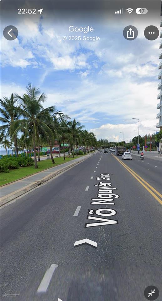 Siêu phẩm mặt tiền võ nguyên giáp  nhà 3 tầng  đối diện resort 5 sao