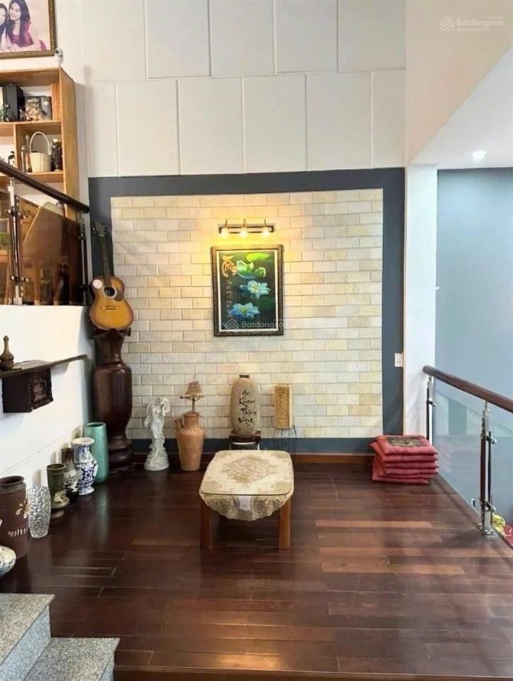 Gấp! bán góc 2 mặt tiền nguyễn xuân ôn, kề tiểu la, 500m ra công viên 2/9, 100 m2 x 3 tầng.