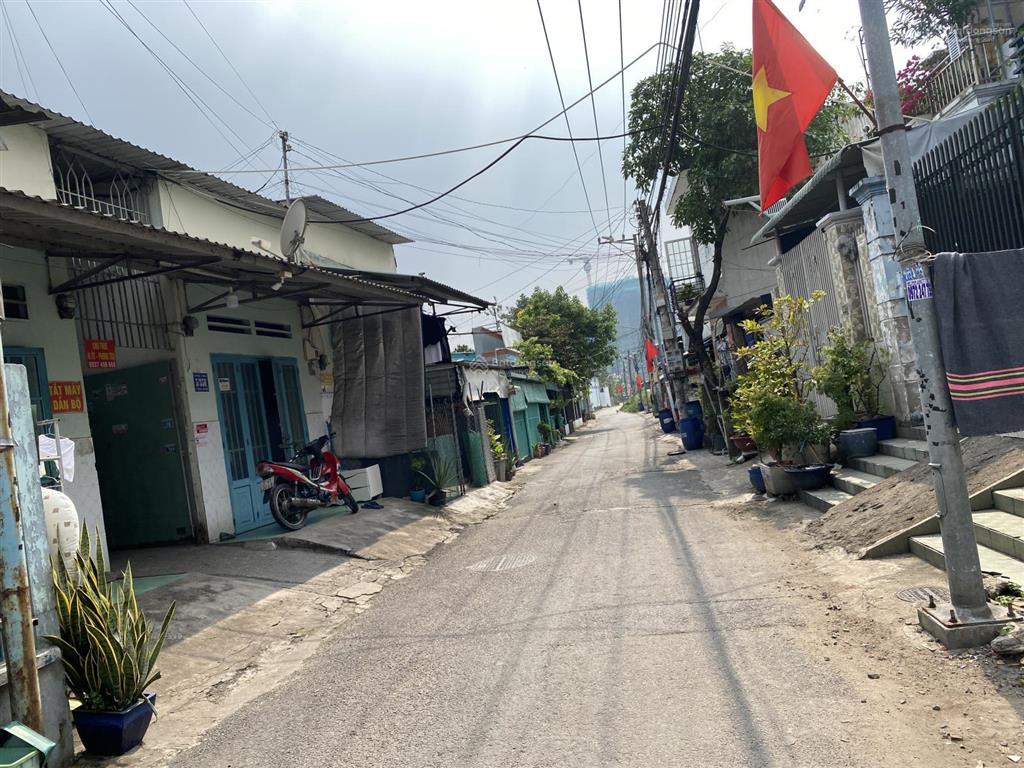 Bán đất tại phường bình hòa, 3,25 tỷ, 95 m2, giá ưu đãi hot!