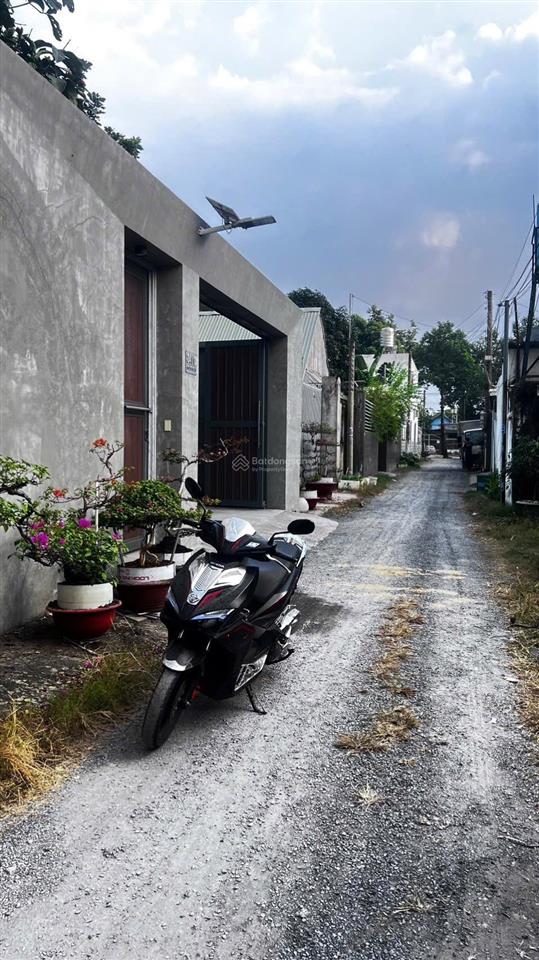 Cần bán gấp lô đất ngang 20 dài 43 mét có 400m2 thổ cư trung tâm tp. thủ dầu một