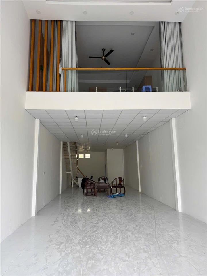 Cần bán gấp đất mặt tiền kinh doanh buôn bán vạn nghề đường phạm ngọc thạch đối diện bệnh viện tinh