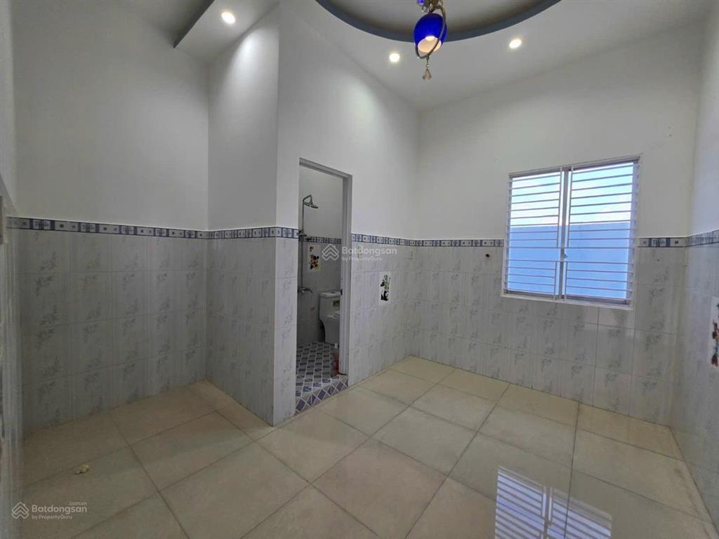 Bán nhà lầu mặt tiền bình nhâm 04 tt lái thiêu full hoàn công