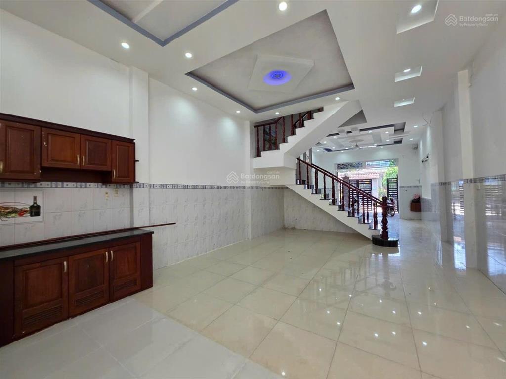 Bán nhà lầu mặt tiền bình nhâm 04 tt lái thiêu full hoàn công