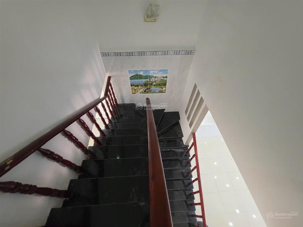 Bán nhà lầu mặt tiền bình nhâm 04 tt lái thiêu full hoàn công