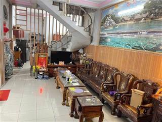 Bán rẻ nhà dĩ an diện tích lớn