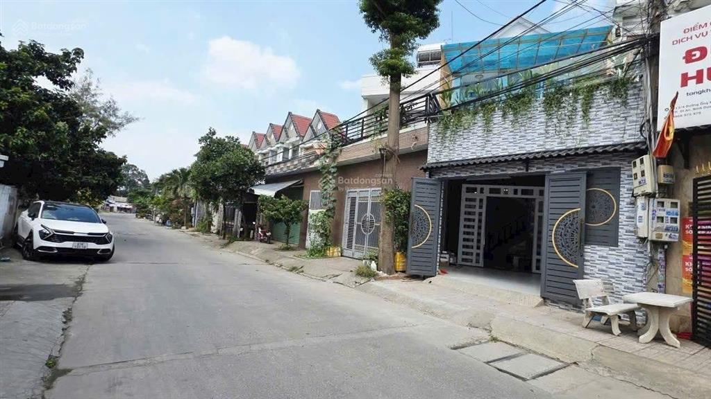 Bán nhà đông hòa dĩ an kinh doanh sát làng đại học