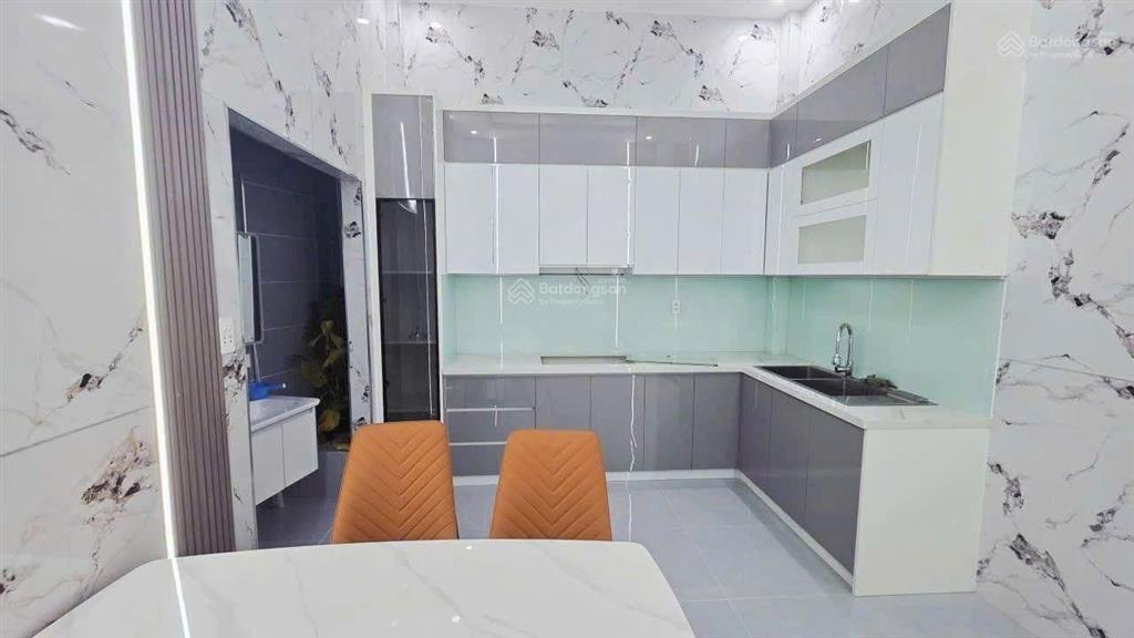 Bán nhà đông hòa dĩ an kinh doanh sát làng đại học