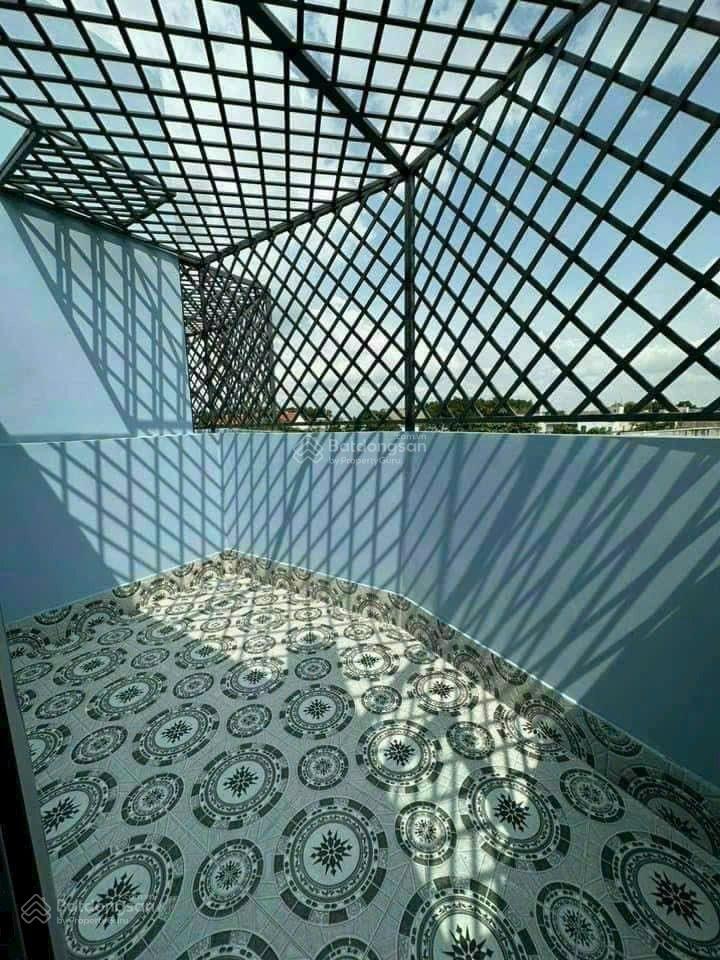 Bán rẻ nhà hoàn công dĩ an đường oto