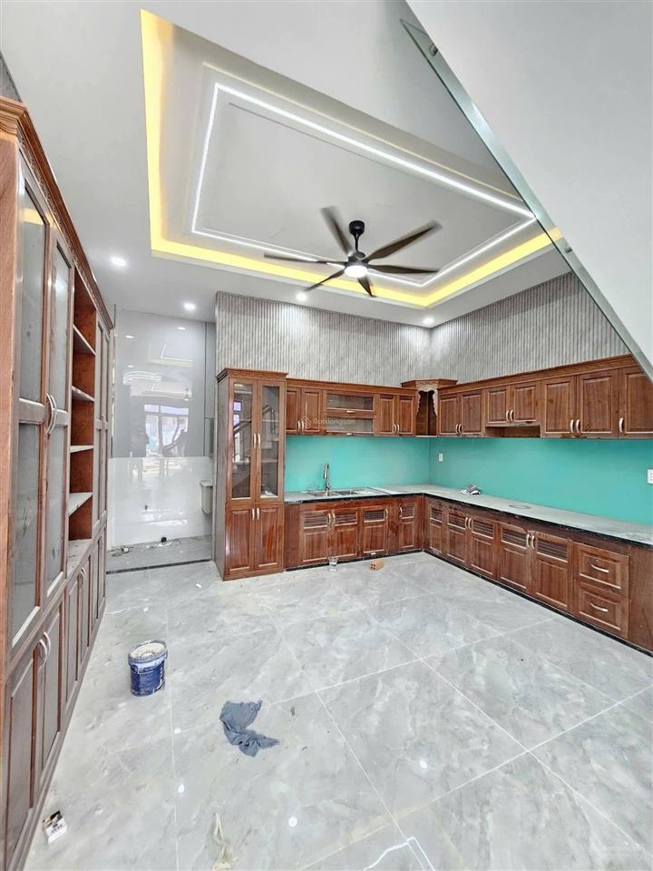Bán nhà mặt tiền kinh doanh đông hòa dĩ an