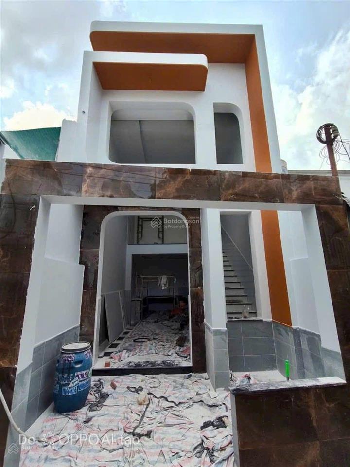Bán nhà mới dĩ an ngay sát chợ dĩ an 1