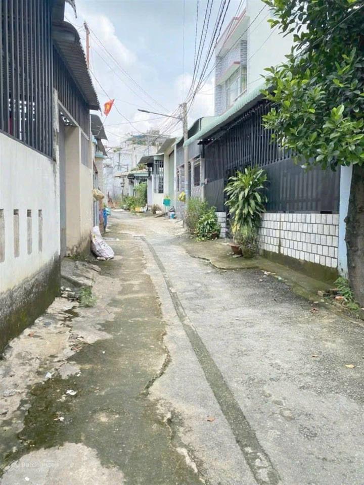 Bán rẻ nhà dĩ an gần thủ đức cũ