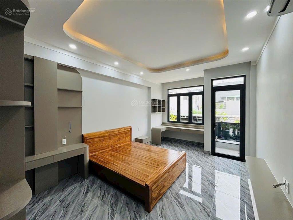 Bán nhà phố hoàn công dĩ an gần làng đại học quốc gia