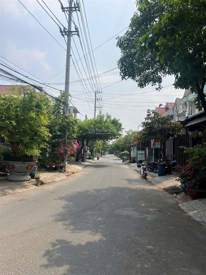 Bán nhà đông hòa dĩ an gần bigc go