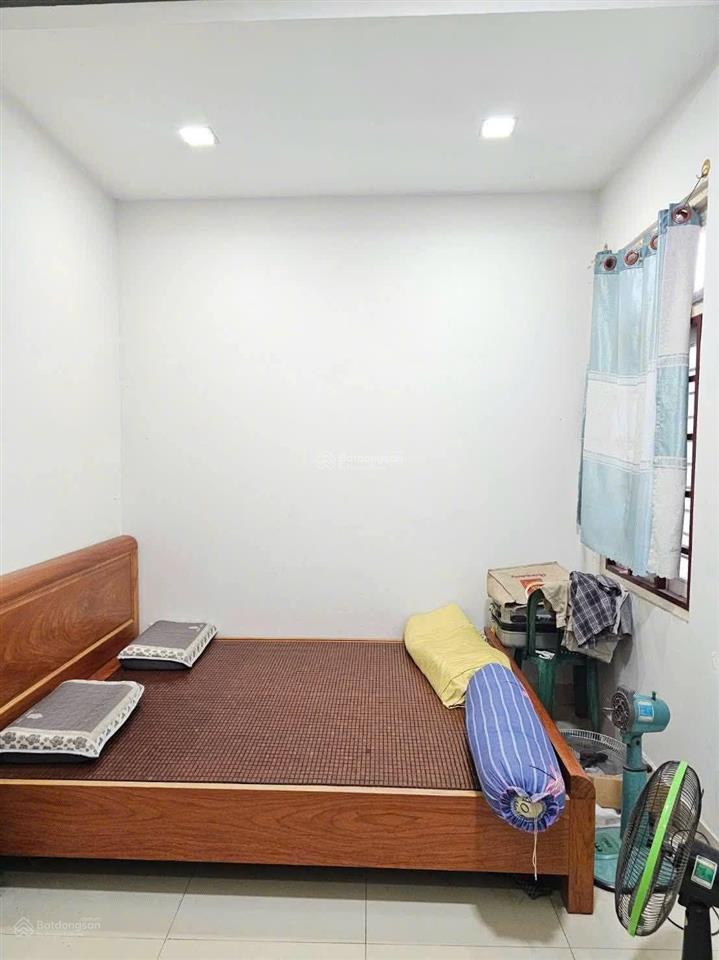 Bán rẻ nhà gần hai bà trưng dĩ an