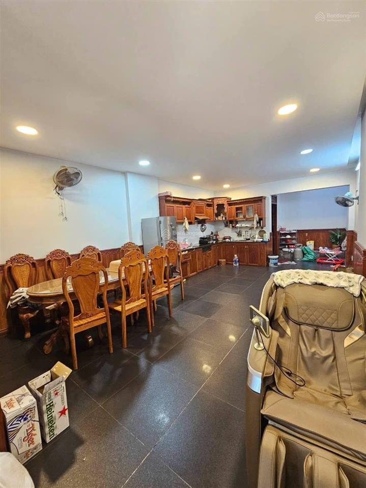 Bán rẻ nhà gần hai bà trưng dĩ an