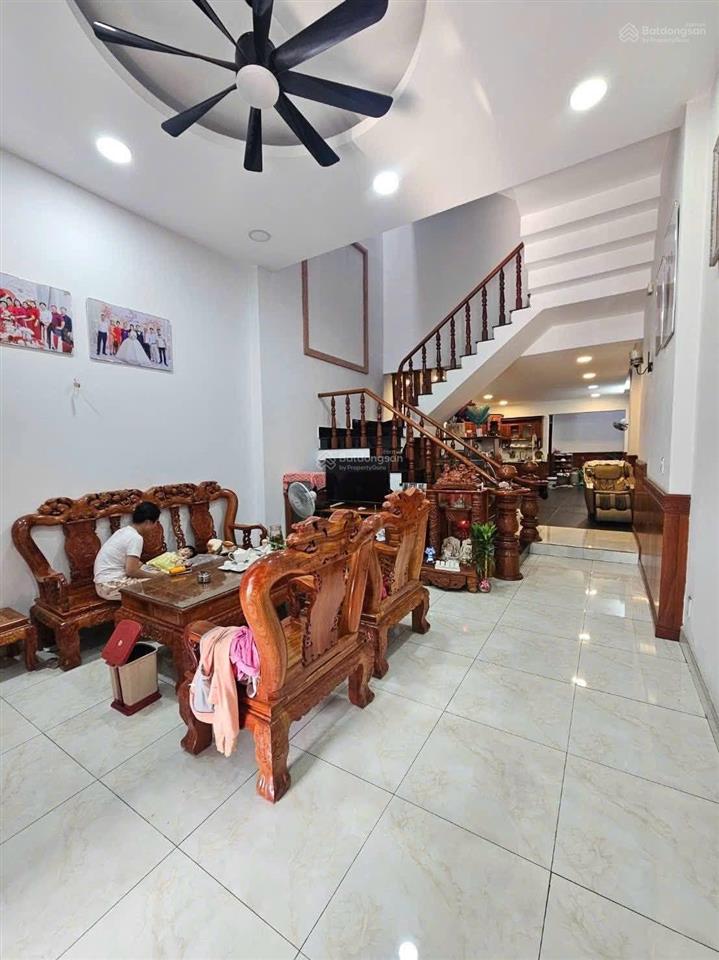Bán rẻ nhà gần hai bà trưng dĩ an
