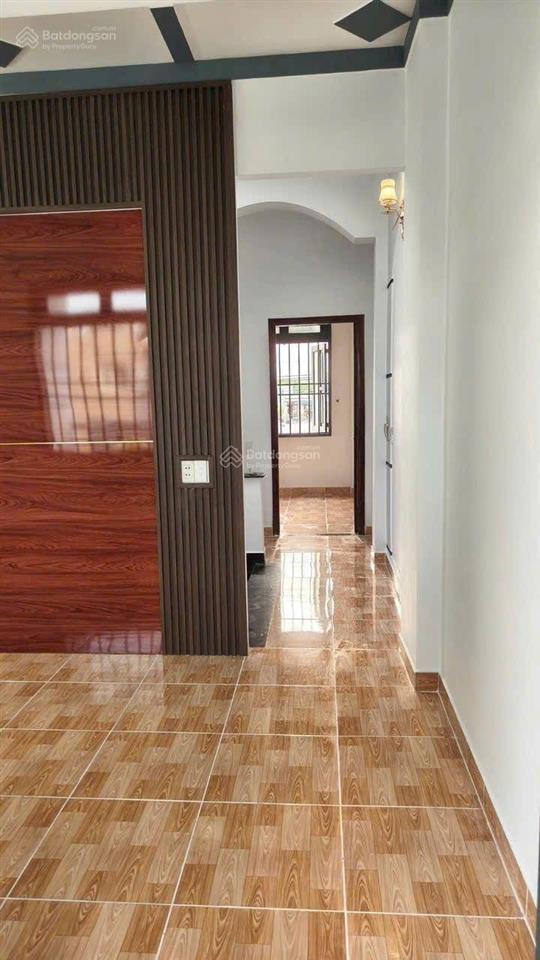 Bán nhà phố đông hòa dĩ an gần làng đại học