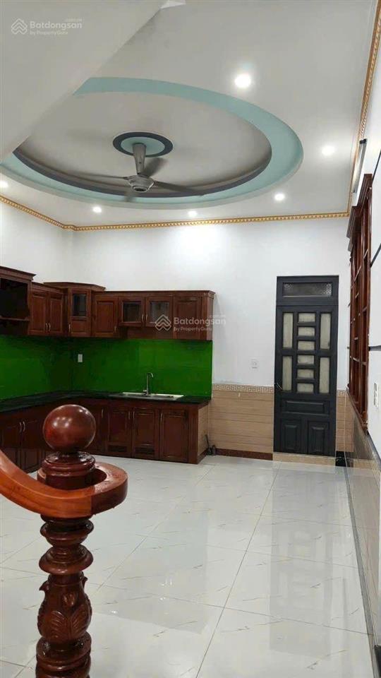 Bán nhà phố đông hòa dĩ an gần làng đại học