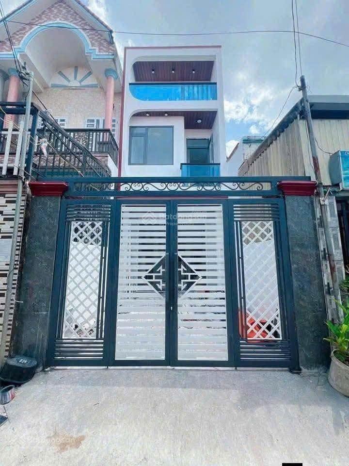 Bán nhà phố hoàn công dĩ an gần làng đại học