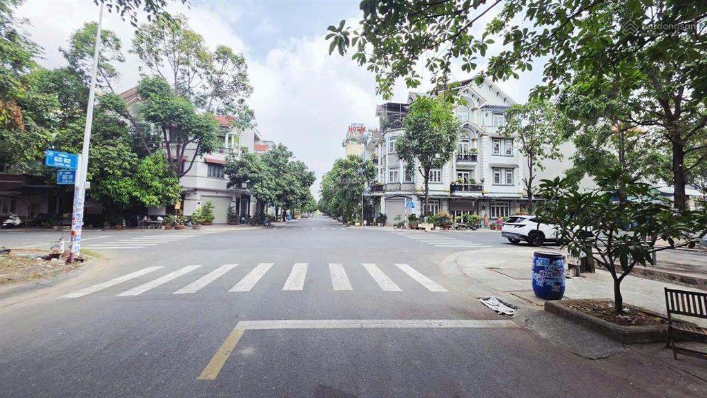 Bán đất gs2 khu bigc go đông hòa dĩ an