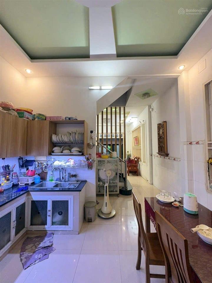 Quá rẻ nhà đông hòa dĩ an gần bigc go dt hơn 200m2