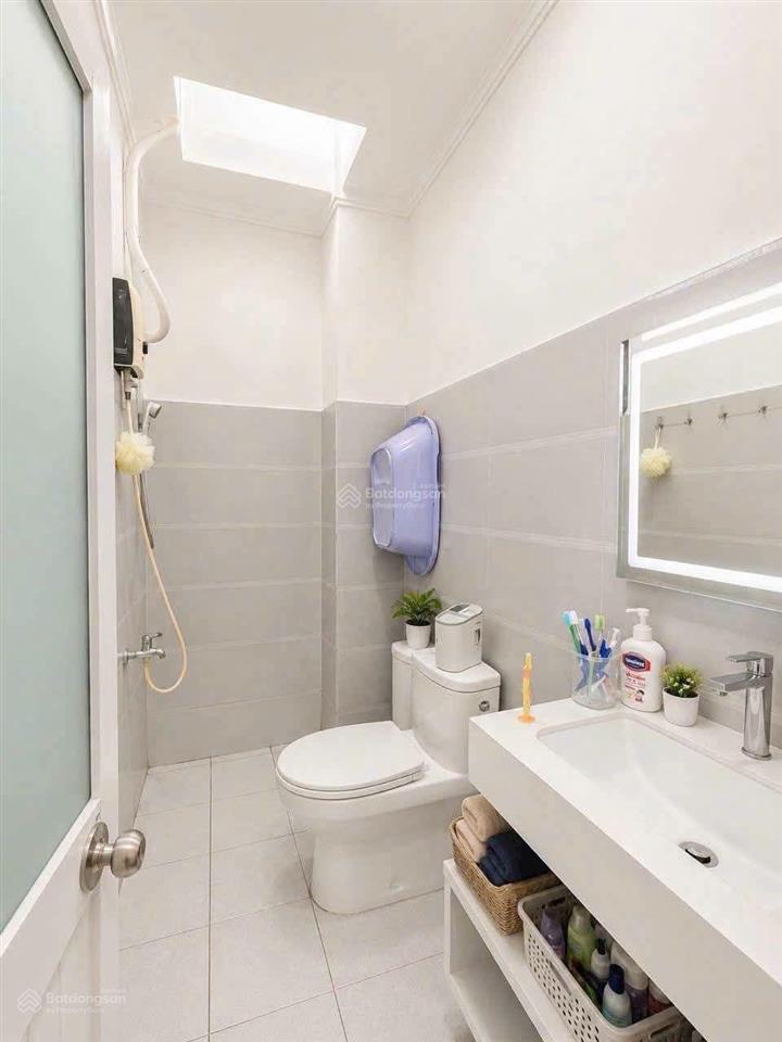 Bán rẻ nhà đông hòa dĩ an ngay hội trường đông hòa