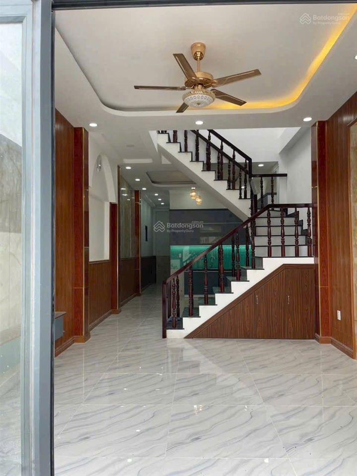 Bán rẻ nhà dĩ an sát làng đại học quốc gia