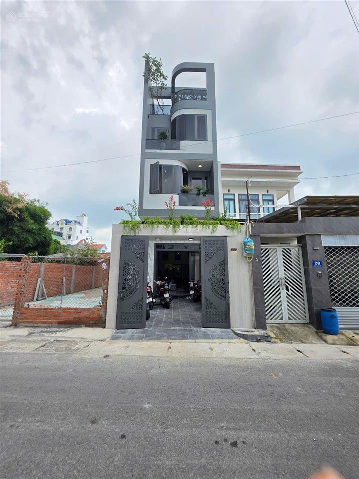 Bán nhà mới ngay trung tâm hành chính dĩ an